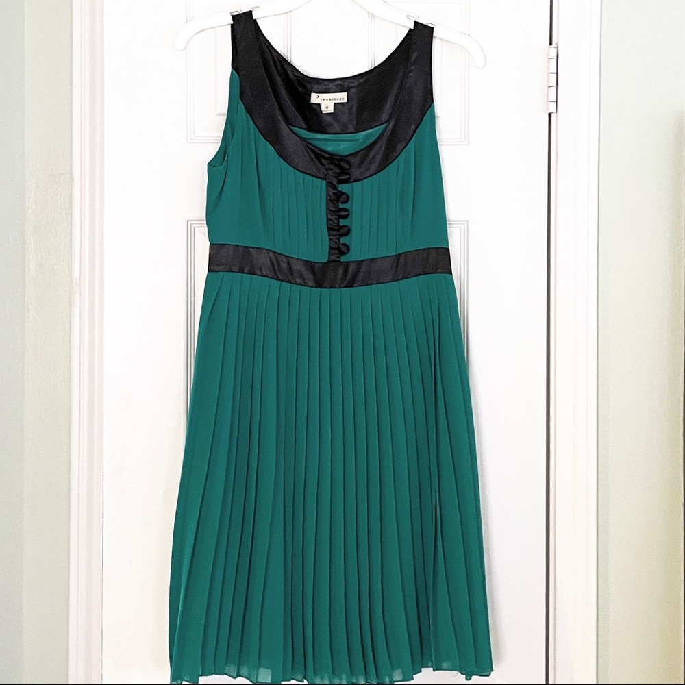 Twenty One Dress, Size M, (EUC)